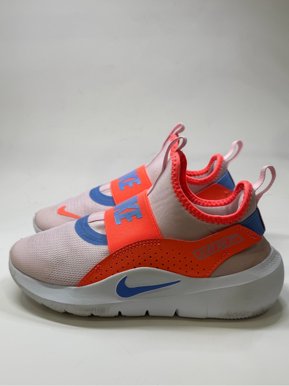 Nike Kids Slip-On Sneakers in Pink, Coral & Blue - Picture 8 of 11